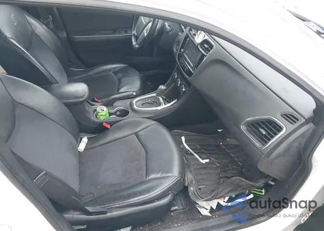 2011 Chrysler 200 S from USA, damaged, VIN 1C3BC8FG3BN624341